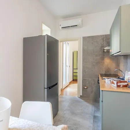 Bilocale Corso Italia 698 2° Piano Con Balcone Gallipoli